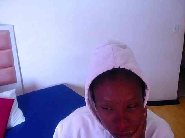 goldenn-ass webcam