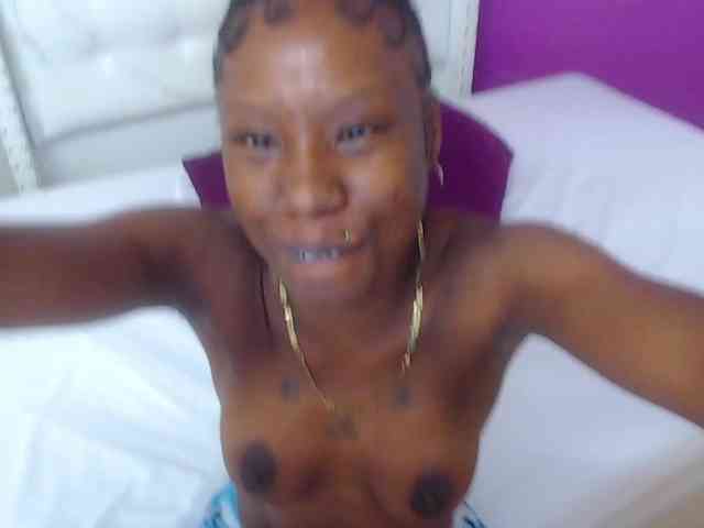 goldenn-ass webcam