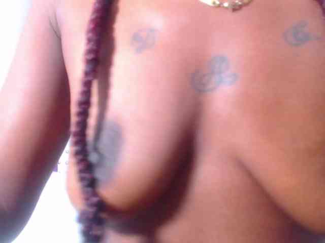 goldenn-ass webcam