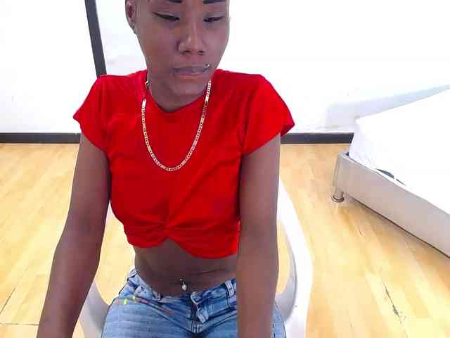 goldenn-ass webcam