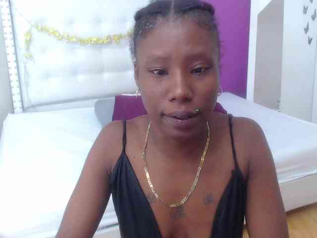 goldenn-ass webcam