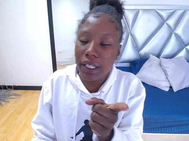 goldenn-ass webcam