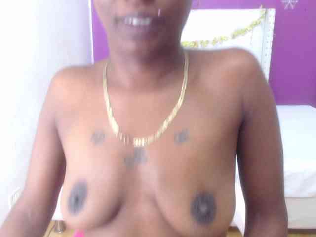 goldenn-ass webcam