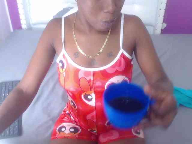 goldenn-ass webcam