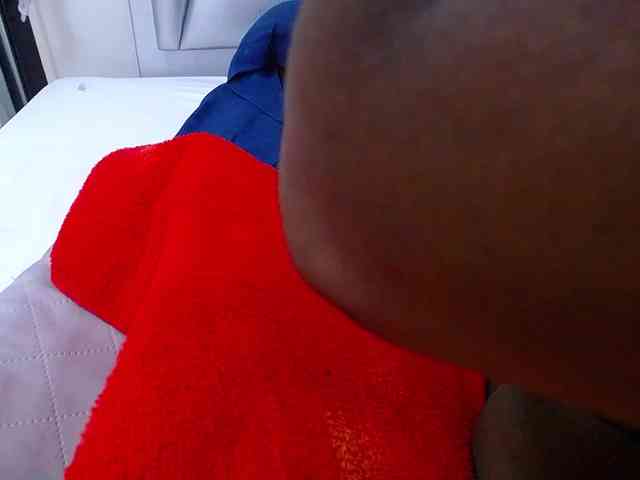 goldenn-ass webcam