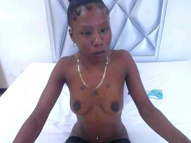 goldenn-ass webcam