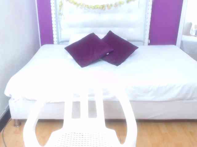 goldenn-ass webcam
