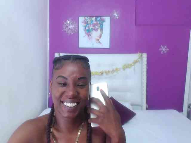 goldenn-ass webcam