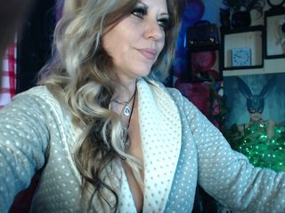 LadyVelvet Porn Show