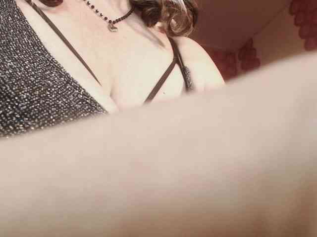 LadyVelvet webcam