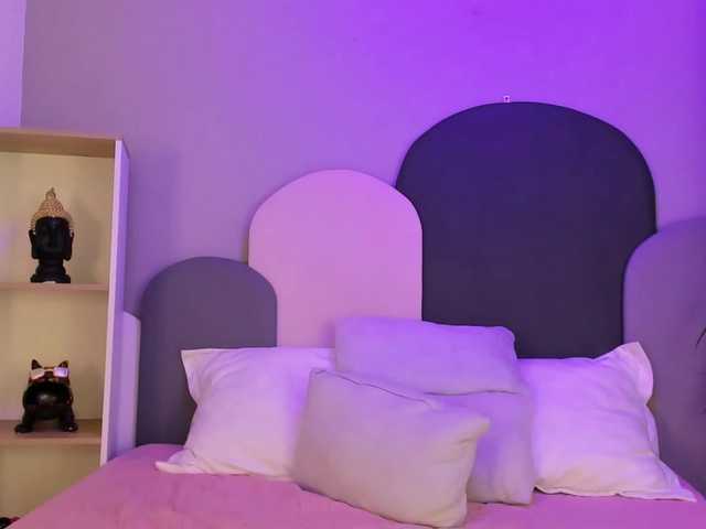 TaraCarson's BongaCams show and profile