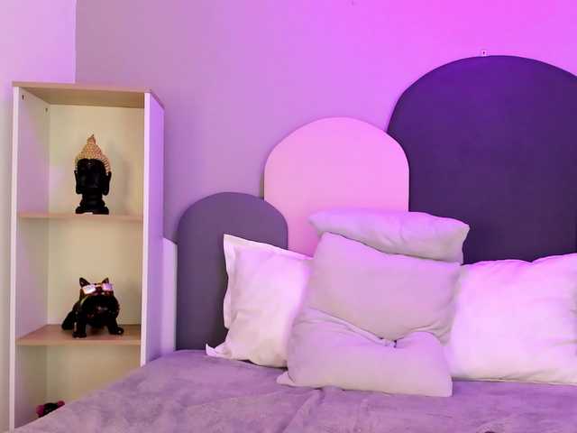 TaraCarson's BongaCams show and profile