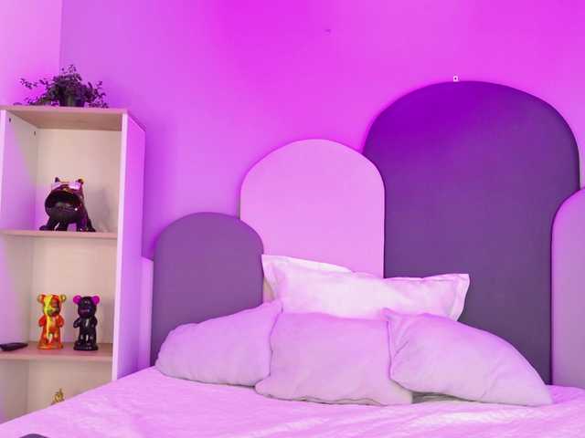 TaraCarson's BongaCams show and profile