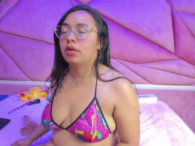 RossiVioleta Live Webcam on BongaCams