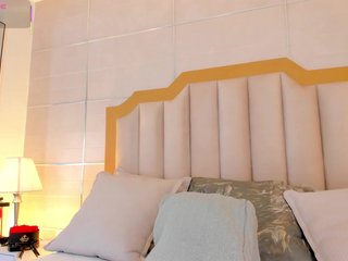 MaddieParker Porn Show