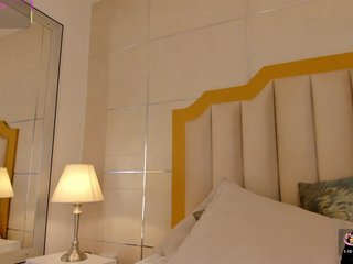 MaddieParker Porn Show