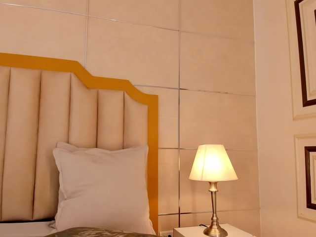 MaddieParker's BongaCams show and profile