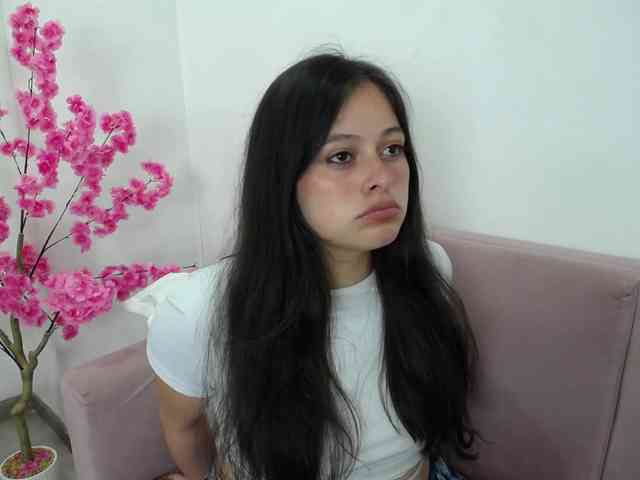 alicewatts webcam