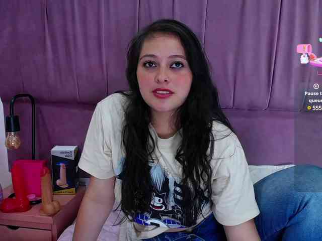 alicewatts webcam