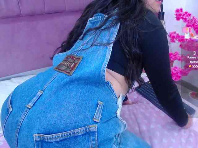 alicewatts webcam