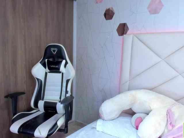 Selene-Lopez- webcam