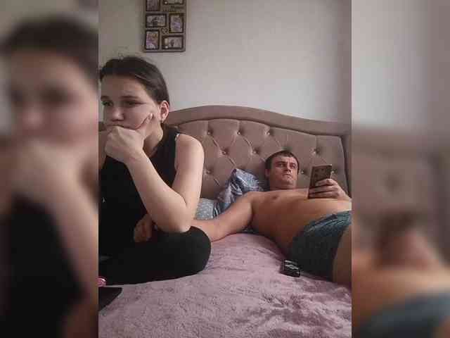 UAlinas2003 Live Webcam on BongaCams