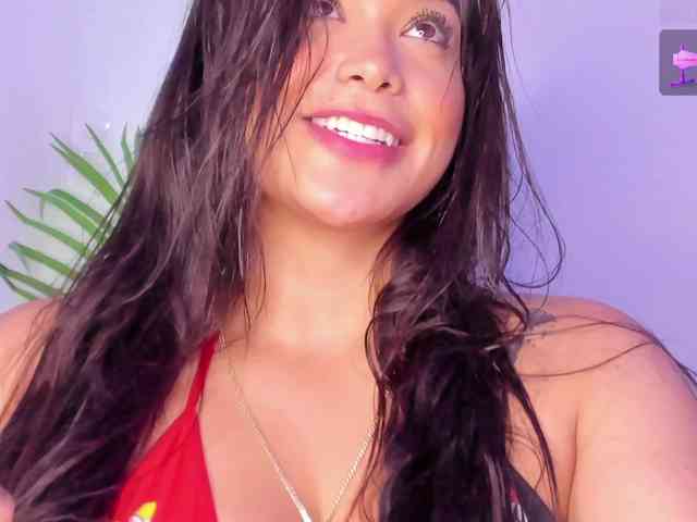 Miss-Lyra webcam
