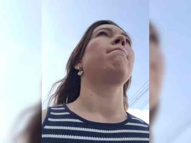 Juliberry Live Webcam on BongaCams