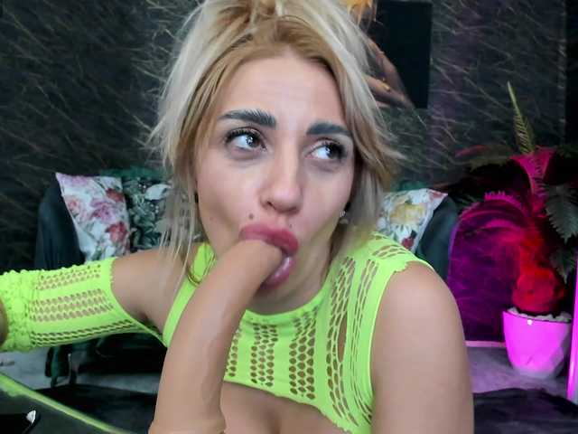 izabelatessa's BongaCams show and profile