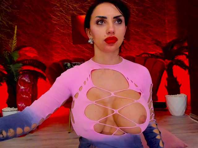 izabelatessa's BongaCams show and profile