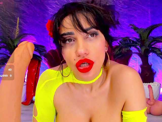 izabelatessa's BongaCams show and profile