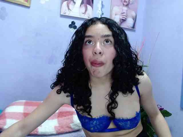 tracyKS webcam