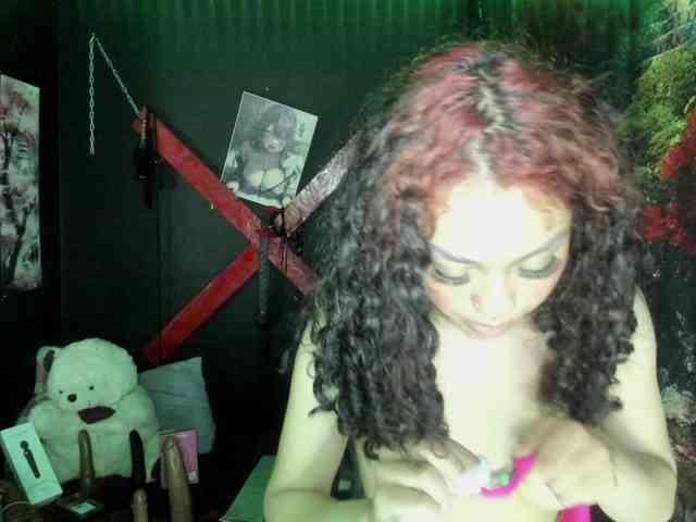 tracyKS webcam