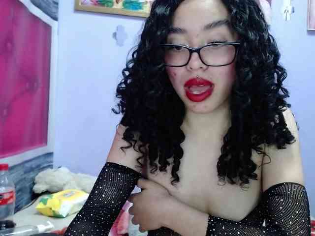 tracyKS webcam