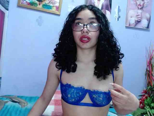tracyKS webcam