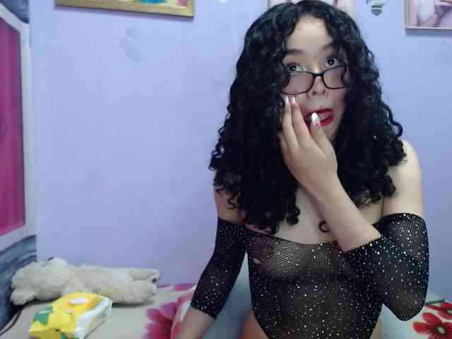 tracyKS webcam