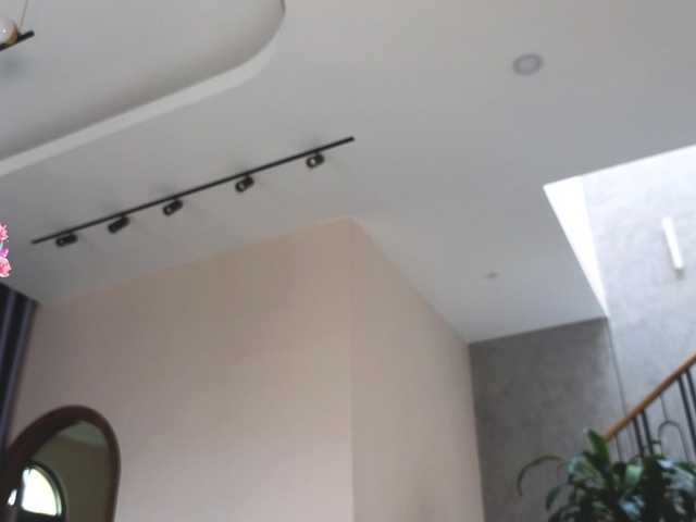 hot-ass-18's BongaCams show and profile