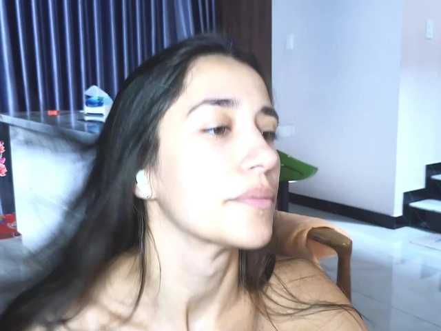 hot-ass-18's BongaCams show and profile