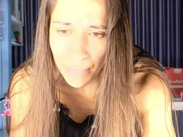 hot-ass-18 hot-ass-18