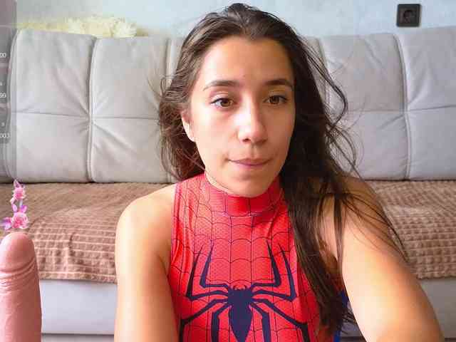hot-ass-18 webcam