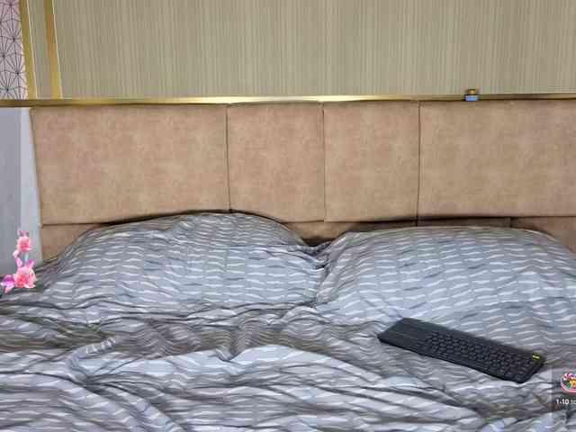 hot-ass-18 hot-ass-18