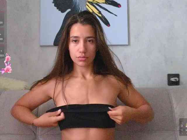 hot-ass-18 webcam