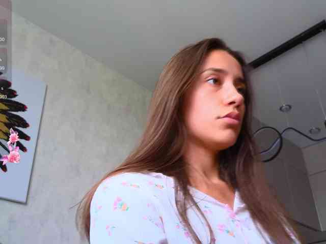 hot-ass-18 webcam