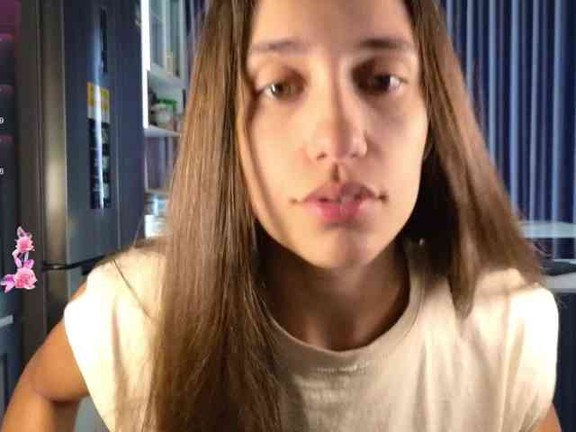 hot-ass-18 hot-ass-18