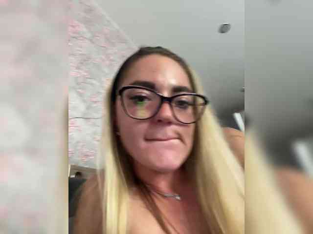 hidden web cam Dlalala