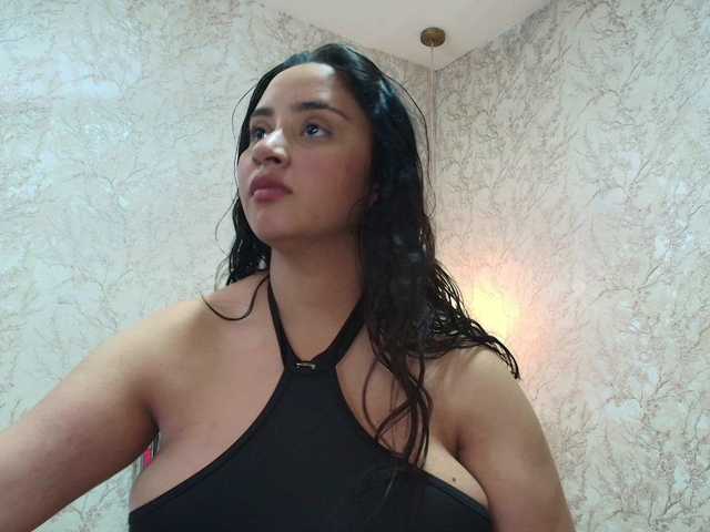 graceblu's BongaCams show and profile