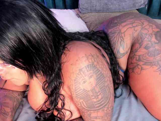 KickyMinaj webcam