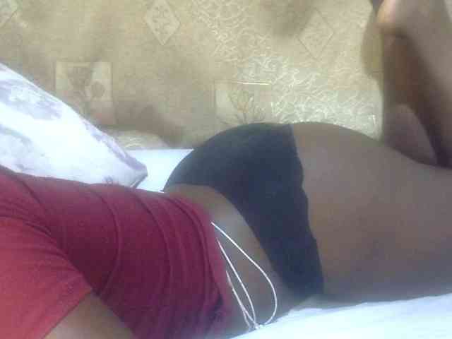 Juicyass-02 webcam