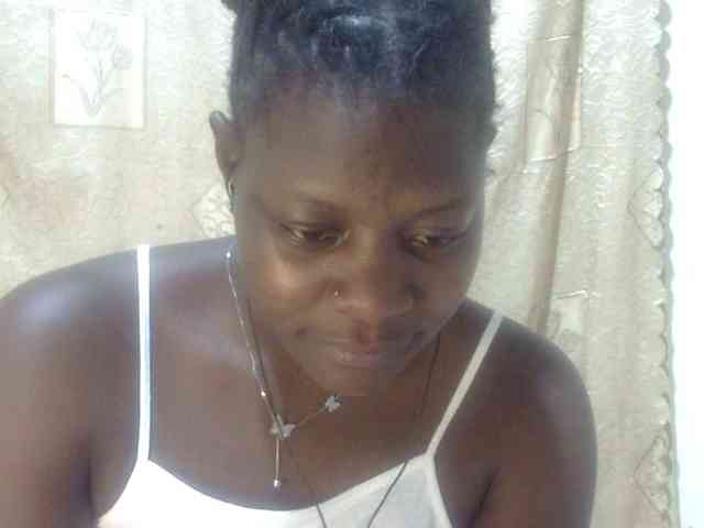 Juicyass-02 webcam