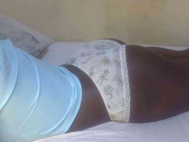 Juicyass-02 webcam